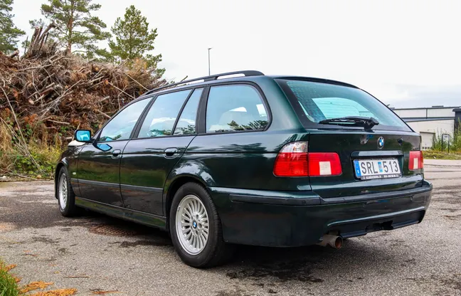 2002 BMW 530i Touring – Exterior