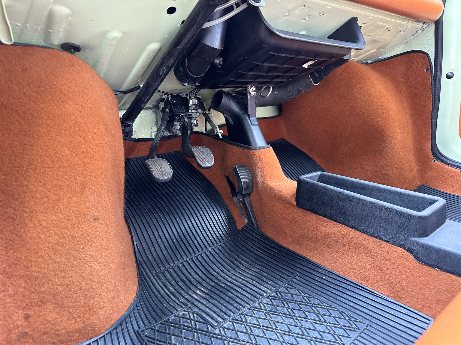 Innenraumfoto von 1970 Fiat 500 Lusso