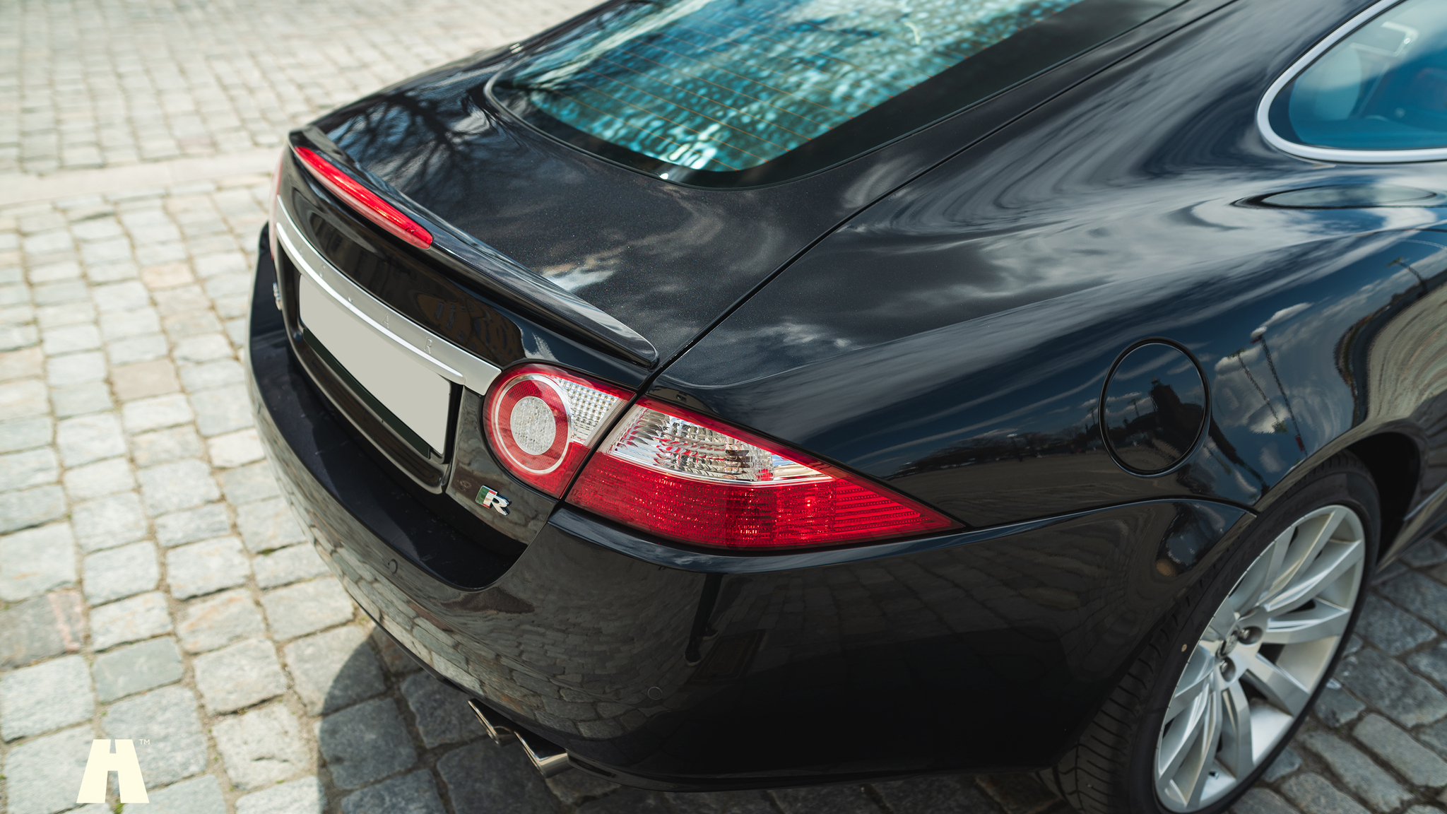 Exterior image of 2008 Jaguar XKR (12)
