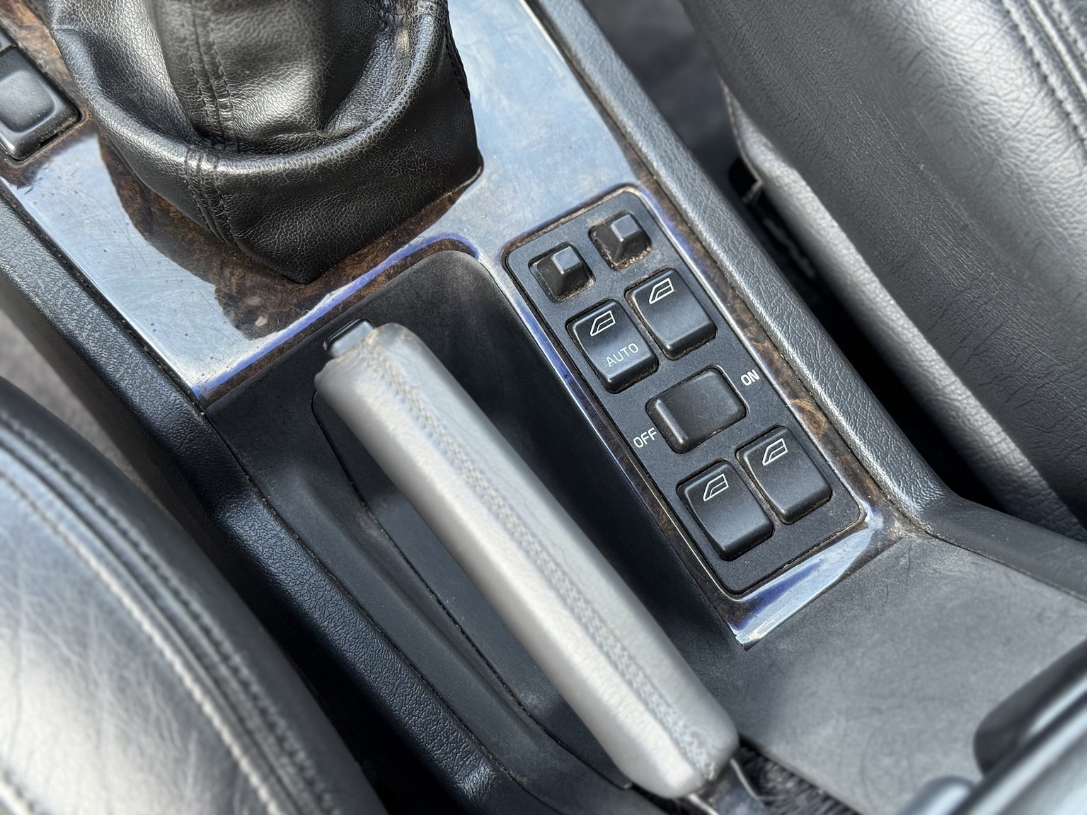 Interior image of 1996 Volvo 850 R "T-Röd"