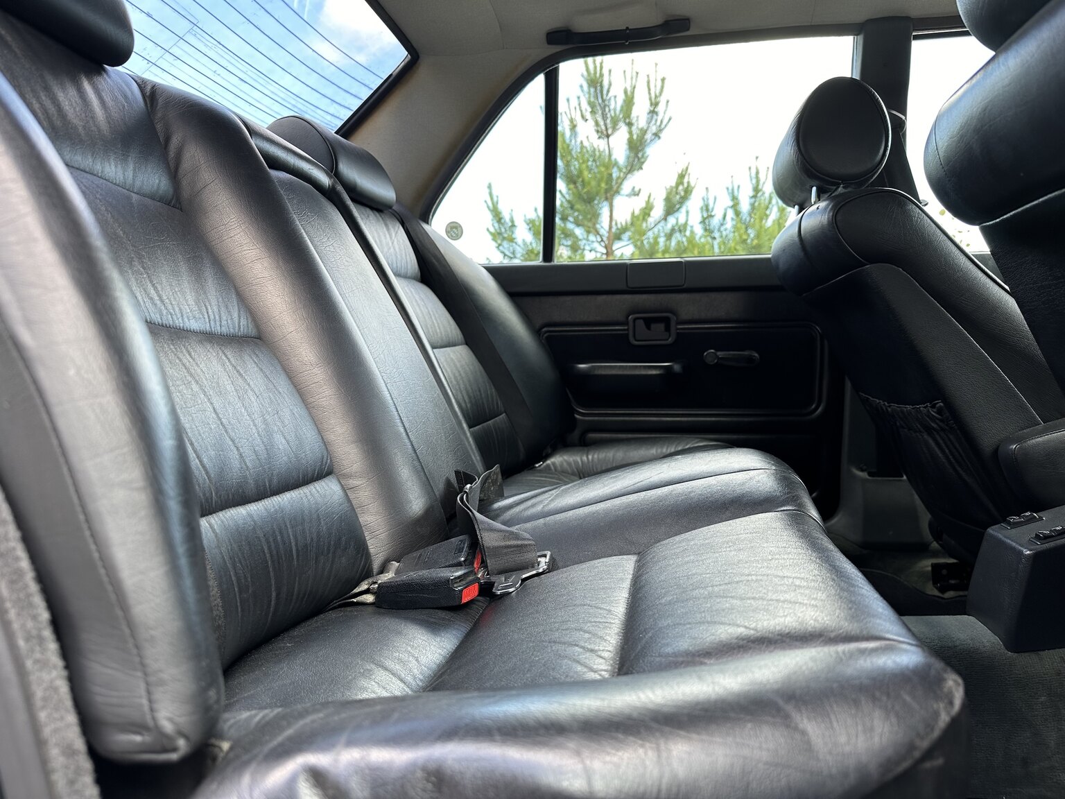 Interiörbild 1985 BMW 525E