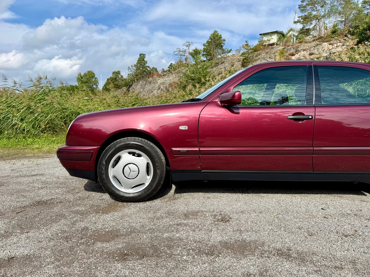 Aussenfoto 1997 Mercedes-Benz E 290 TD (8)