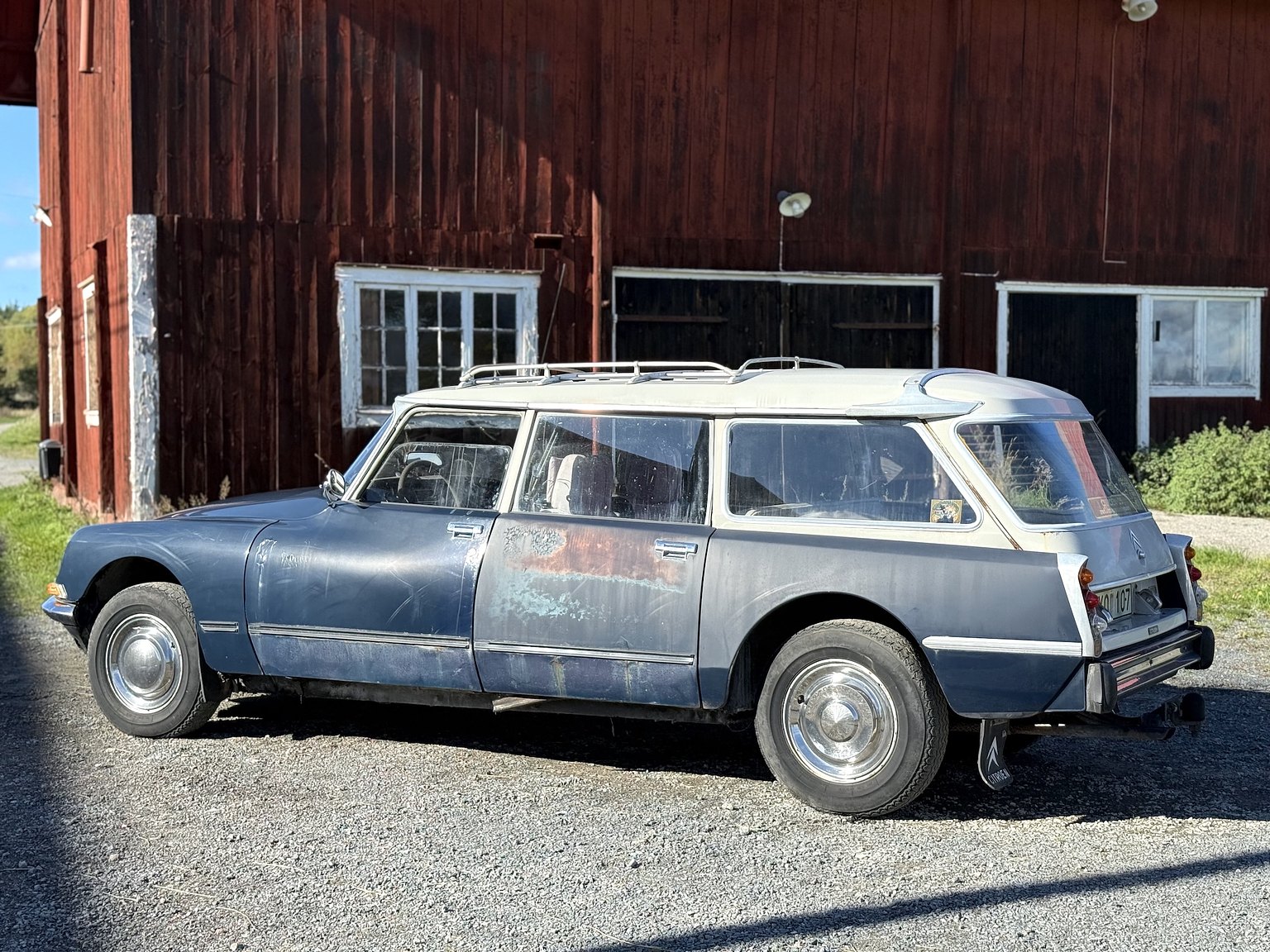 Exteriörbild på 1973 Citroën DS 23 Break