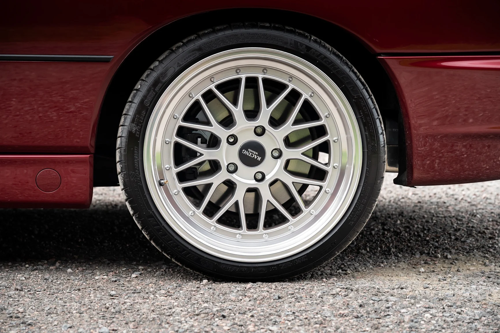 Exteriörbild på 1991 BMW 850i (49)