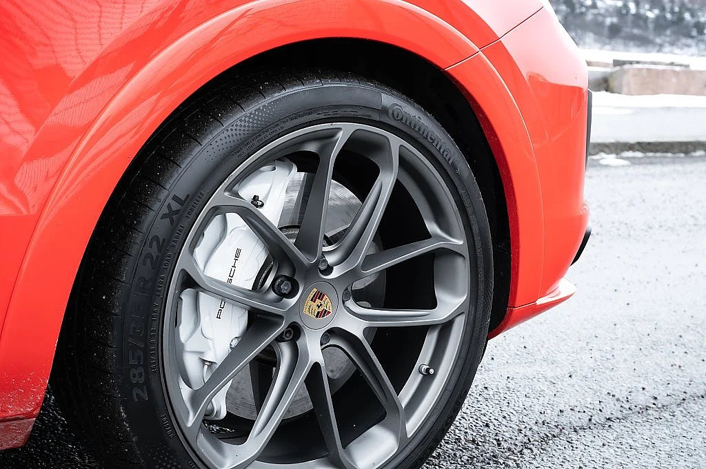 Bild von 2020 Porsche Cayenne (10)
