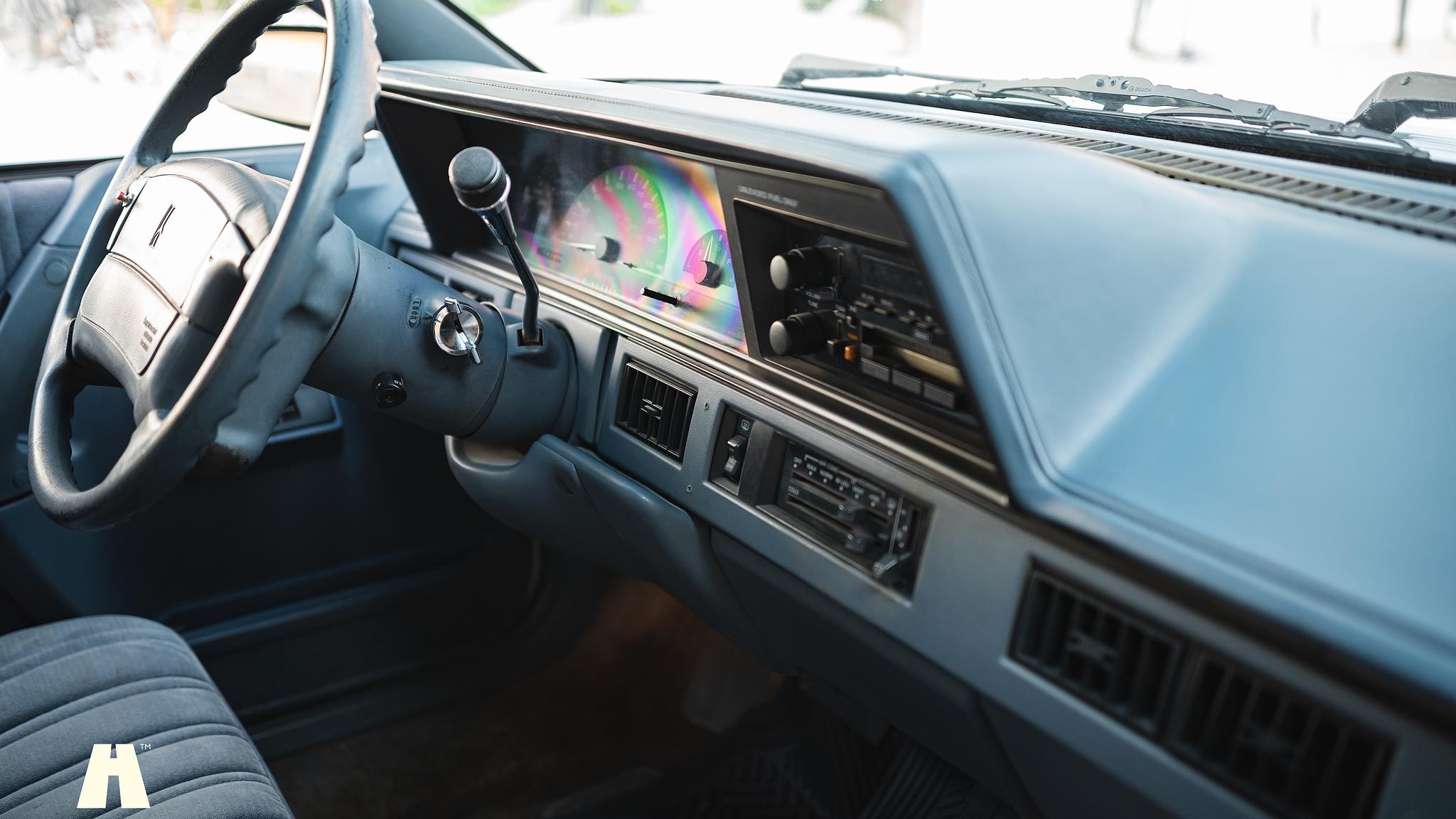 Innenraumfoto von 1994 Oldsmobile Cutlass Ciera Sedan 3.1 (35)