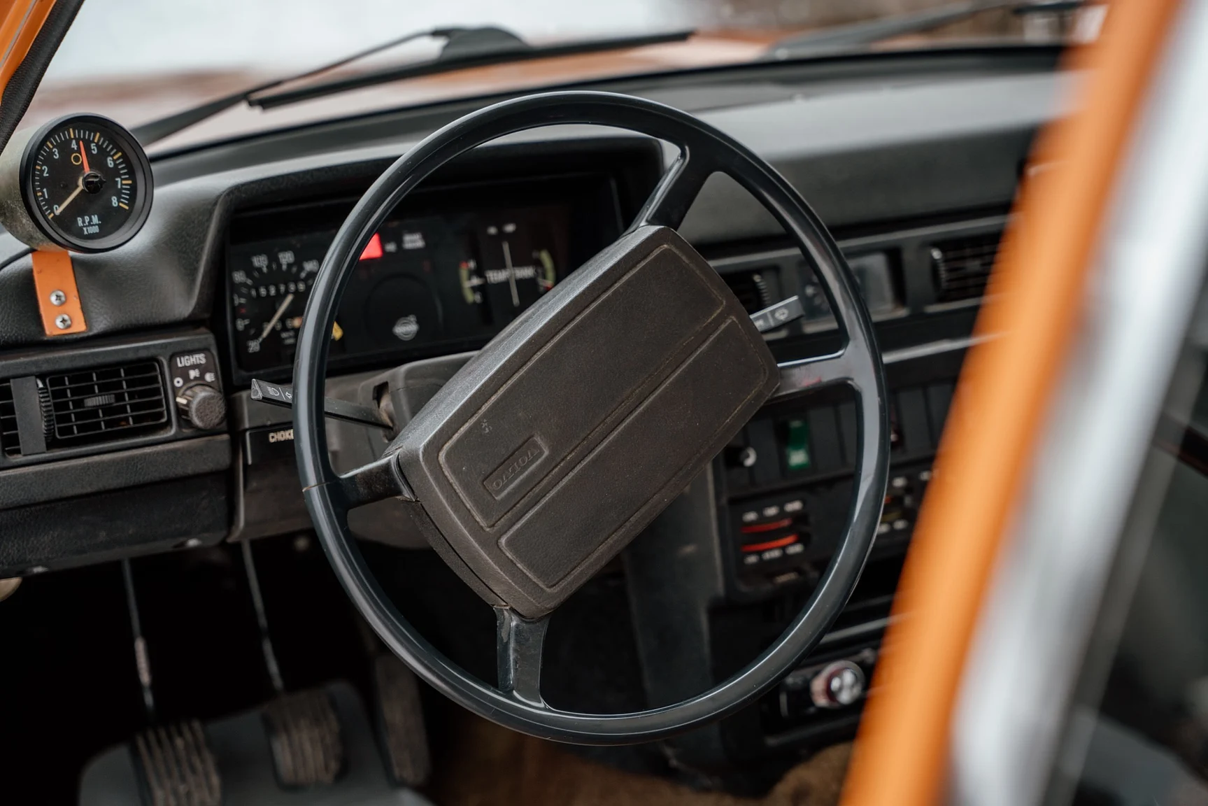 Interiörbild 1975 Volvo 242 2-dörrars coupé (10)