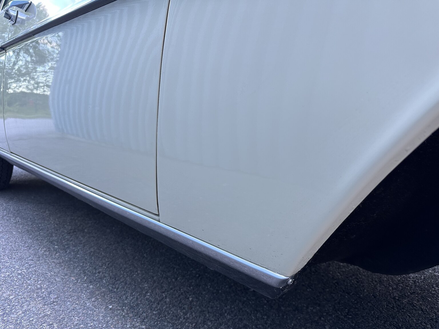 Exteriörbild på 1974 Mercedes Benz 230.6