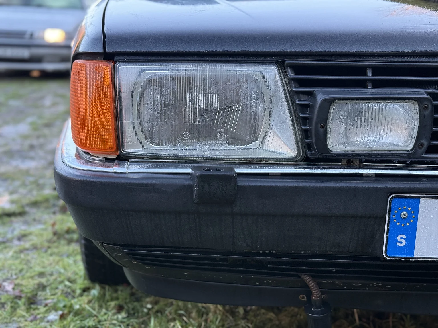 Exterior image of 1990 Audi 100 Avant (5)