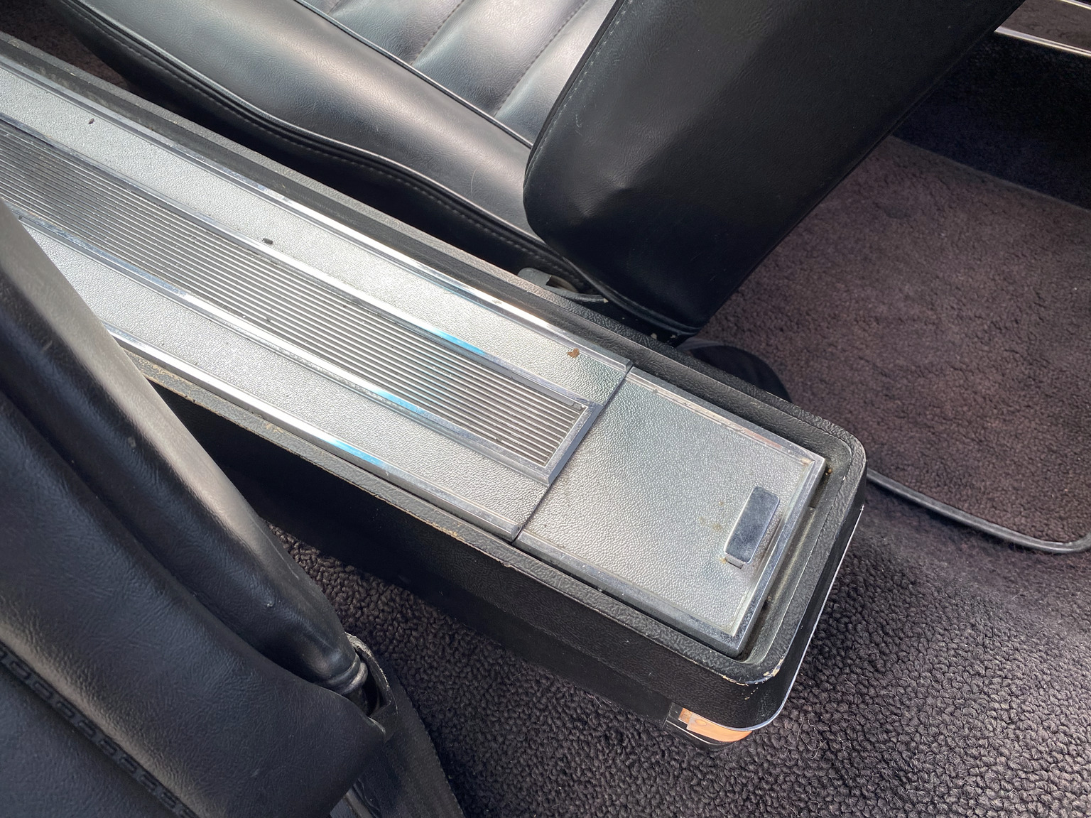 Interior image of 1966 Ford Mustang Fastback GT-clone (15)