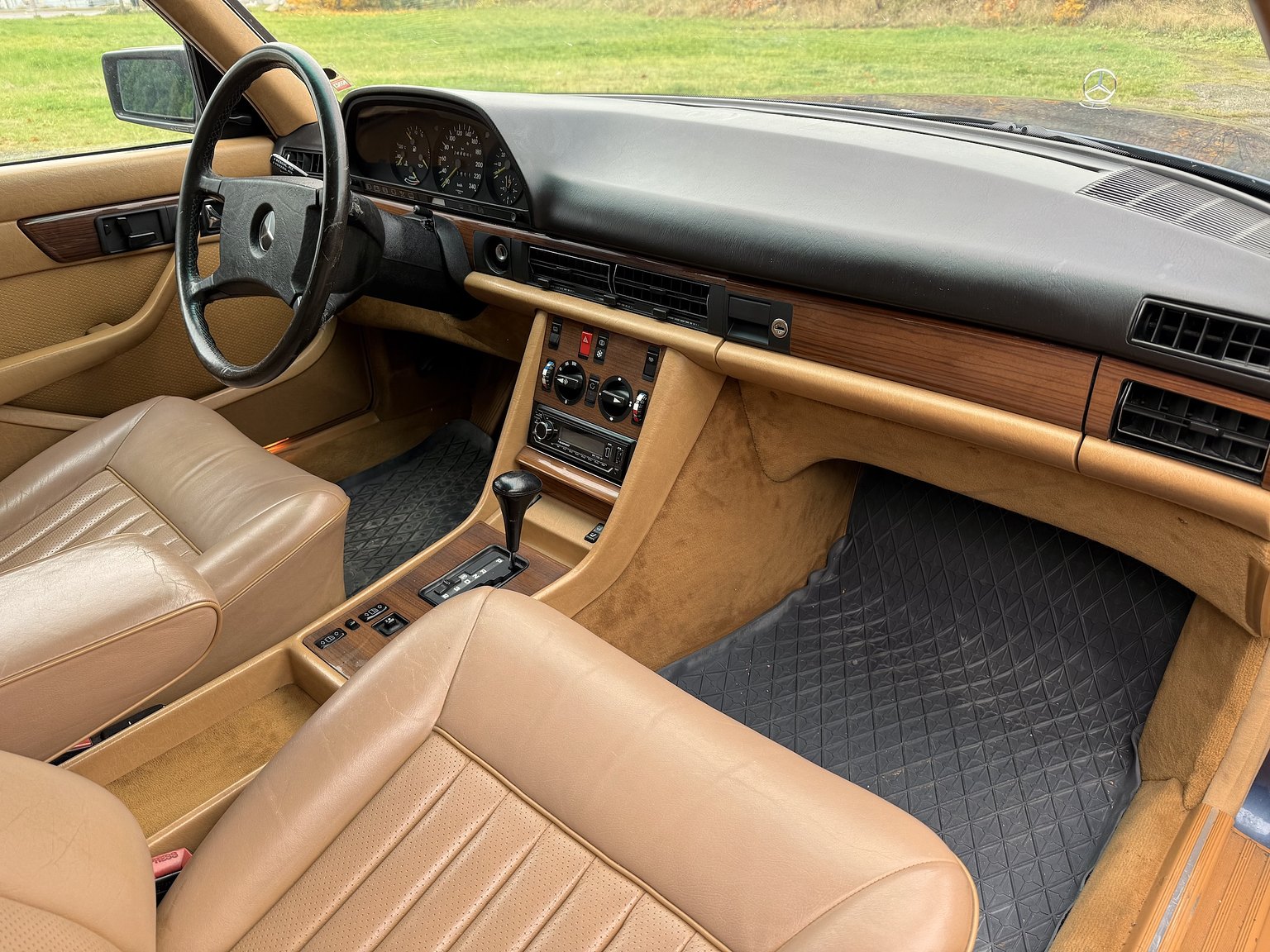 Interiörbild 1987 Mercedes-Benz 300 SE