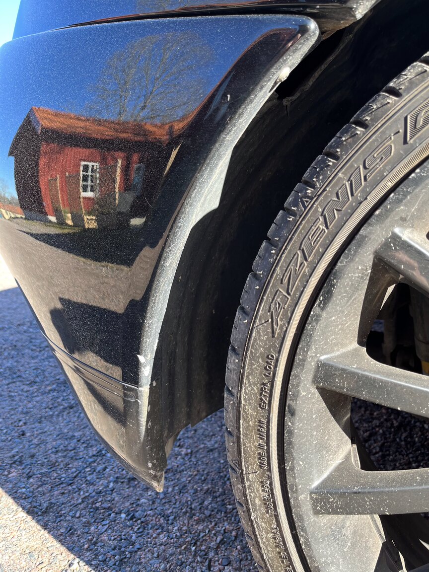 Exteriörbild på 1998 Alfa Romeo GTV (49)