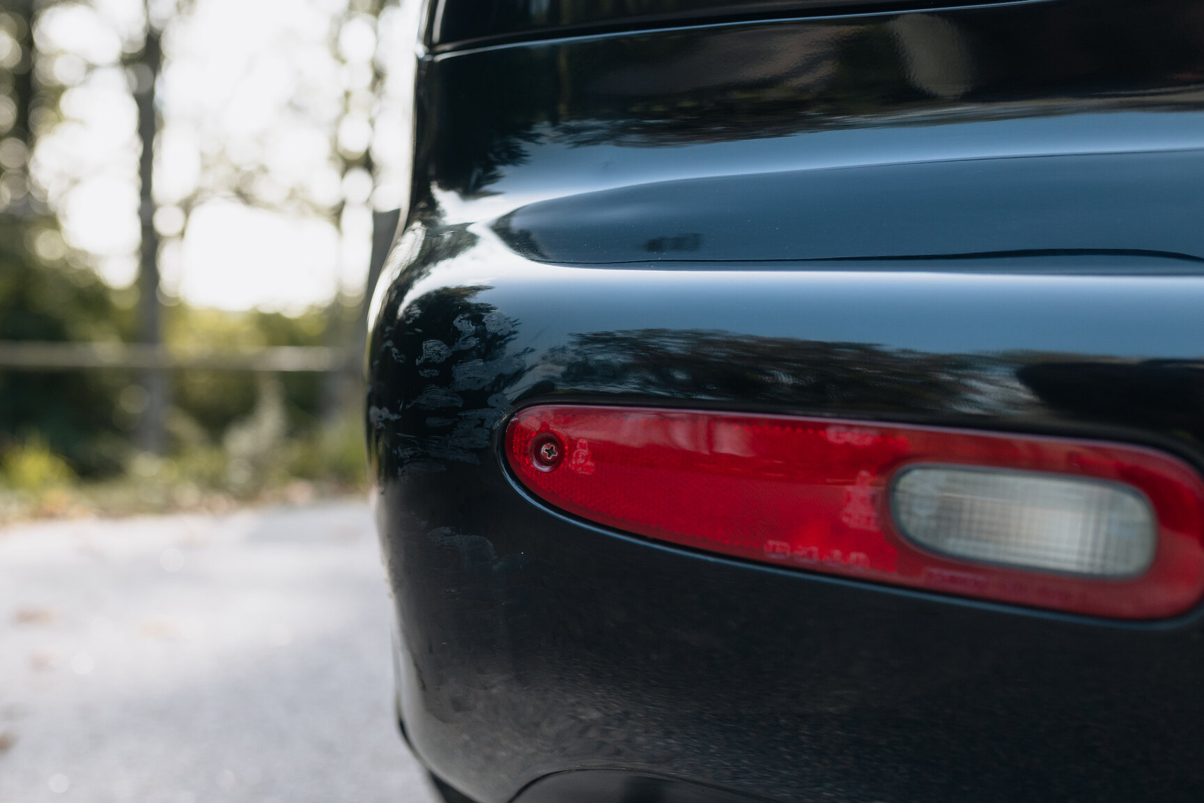 Exterior image of 1994 Mazda RX7 (67)