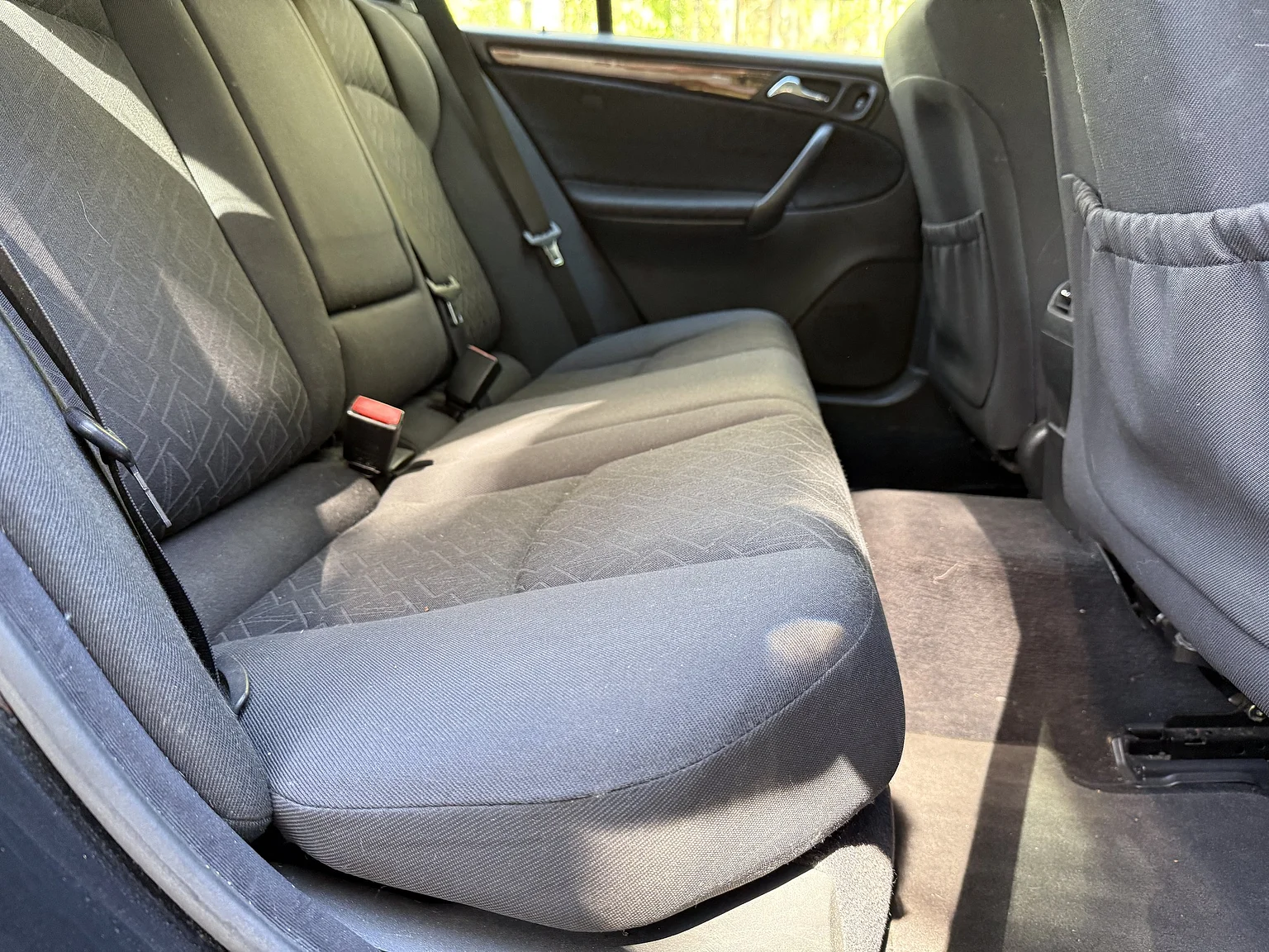 Innenraumfoto von 2002 Mercedes-Benz C 320 T (69)
