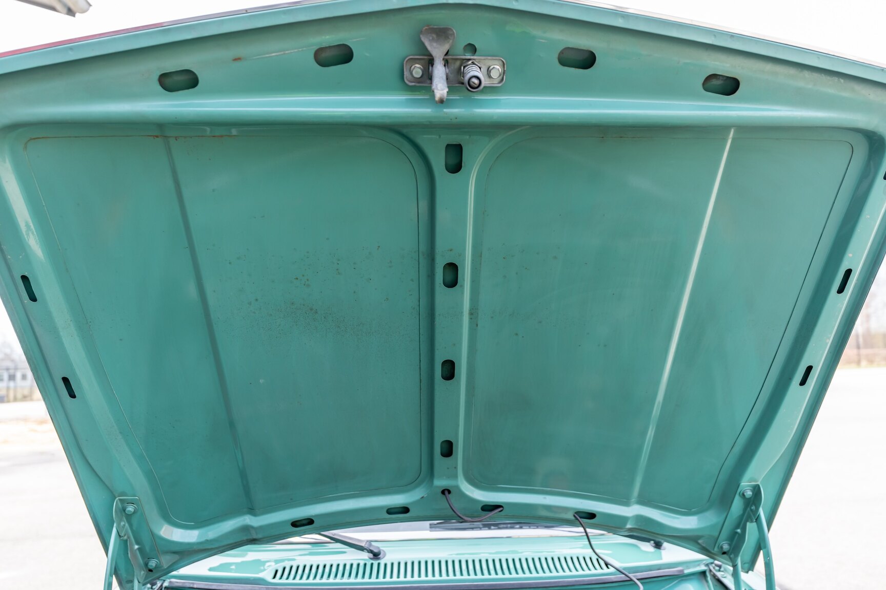 Image of 1973 Volvo 144 (17) mechanics