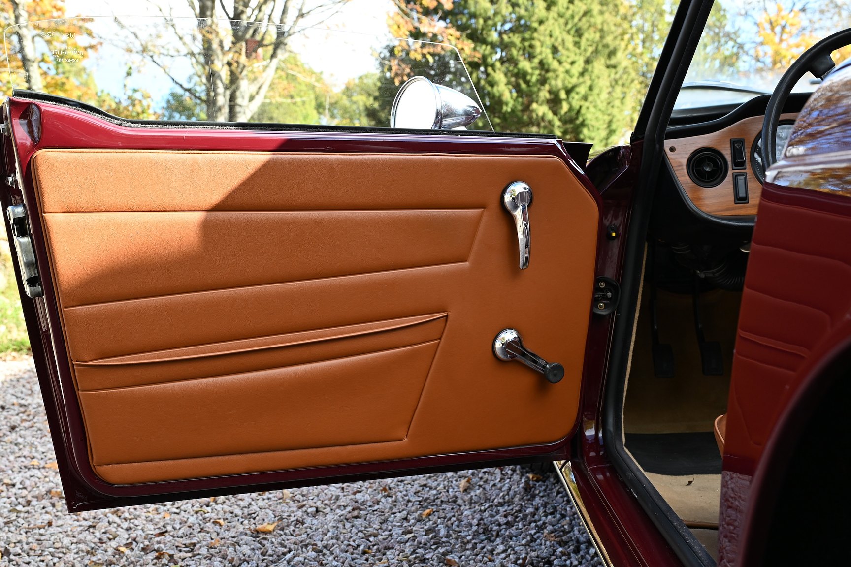 Interior image of 1971 Triumph TR6