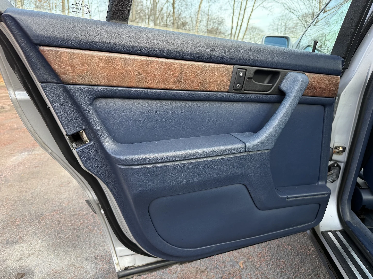 Innenraumfoto von 1992 BMW 730iA (20)