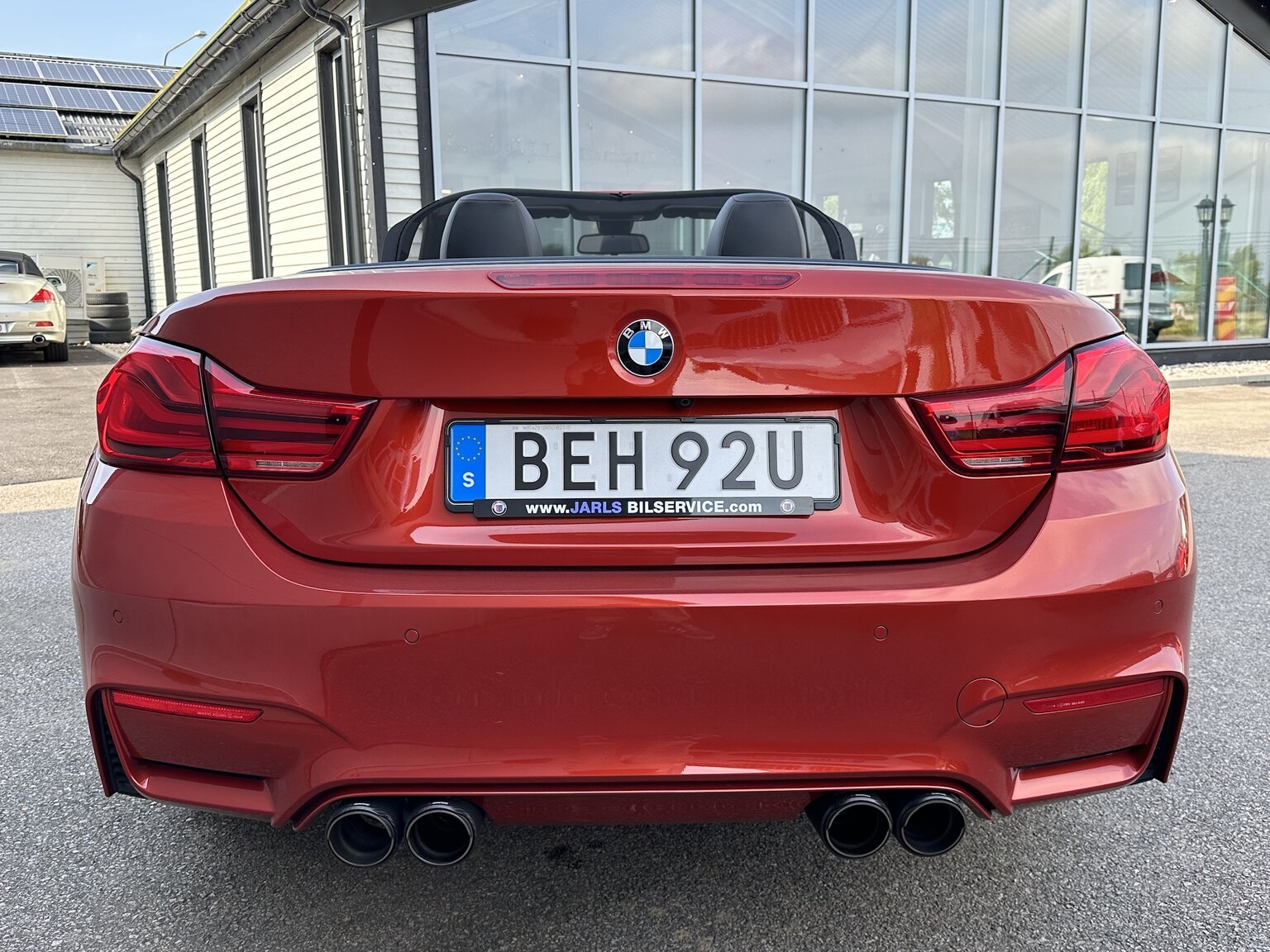 Exteriörbild på 2018 BMW M4 Competition Convertible F83 Manual