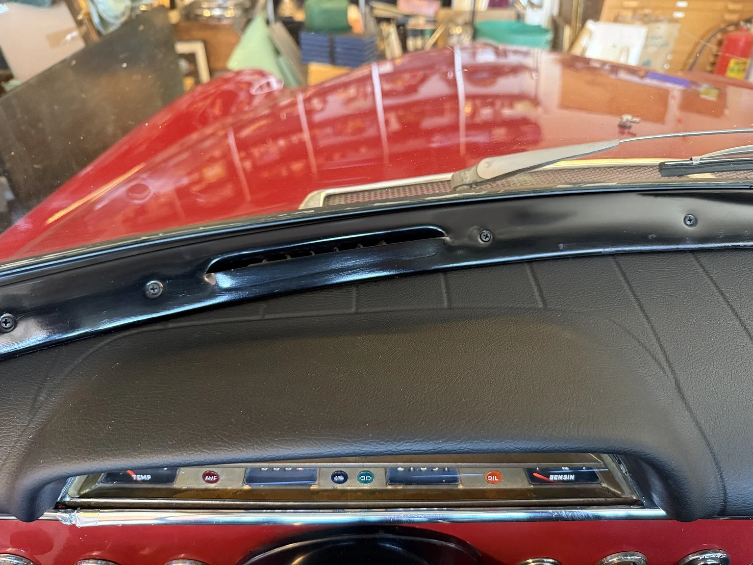 Interior image of 1966 Volvo Amazon 121 P130 (14)