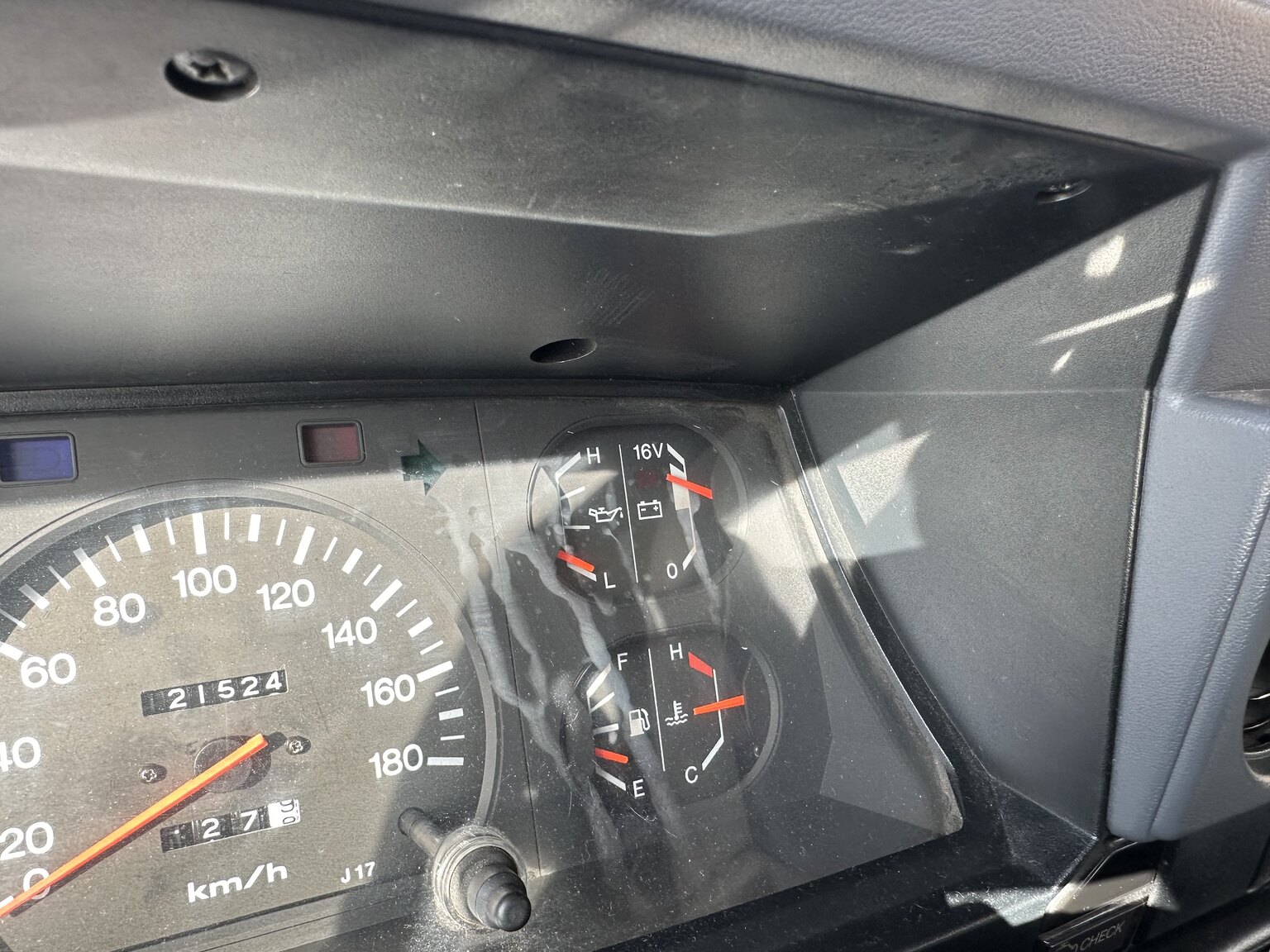 Interior image of 1993 Toyota Land Cruiser Serie 70
