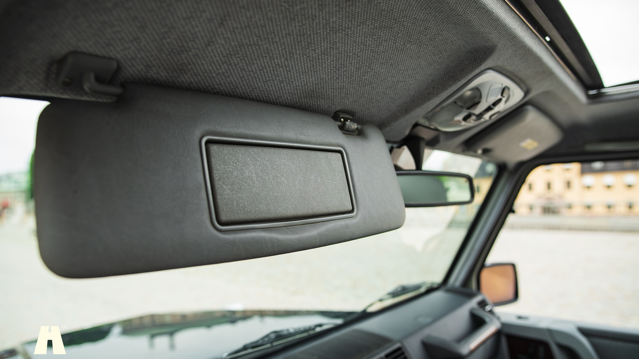 Interiörbild 2004 Mercedes-Benz G400 (KORT)