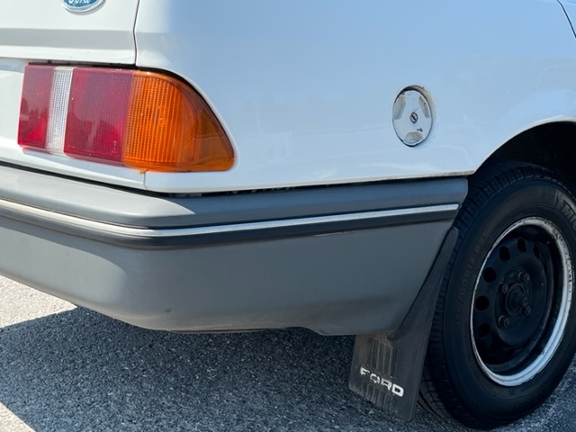 Exterior image of 1983 Ford Sierra