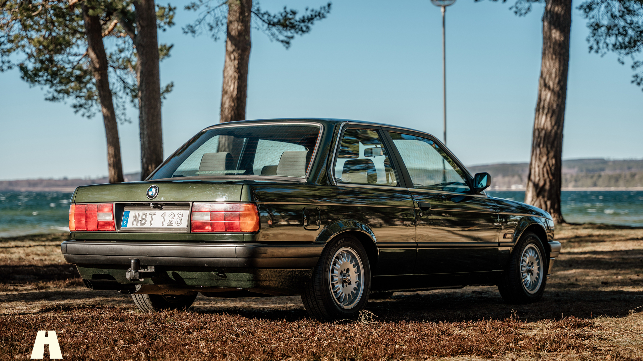 Exteriörbild på 1988 BMW 325 Coupé (5)
