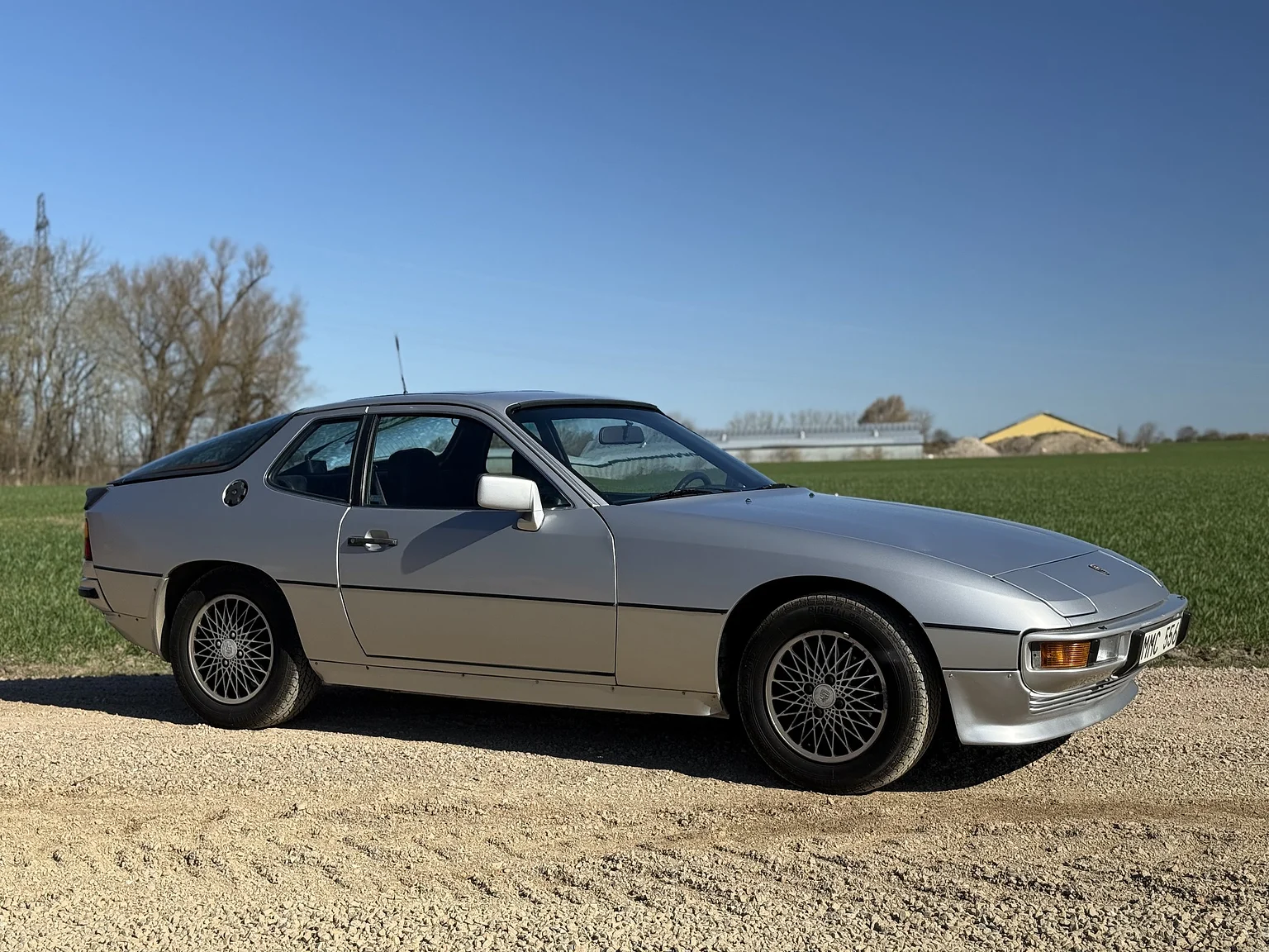 Exteriörbild på 1979 Porsche 924  (4)