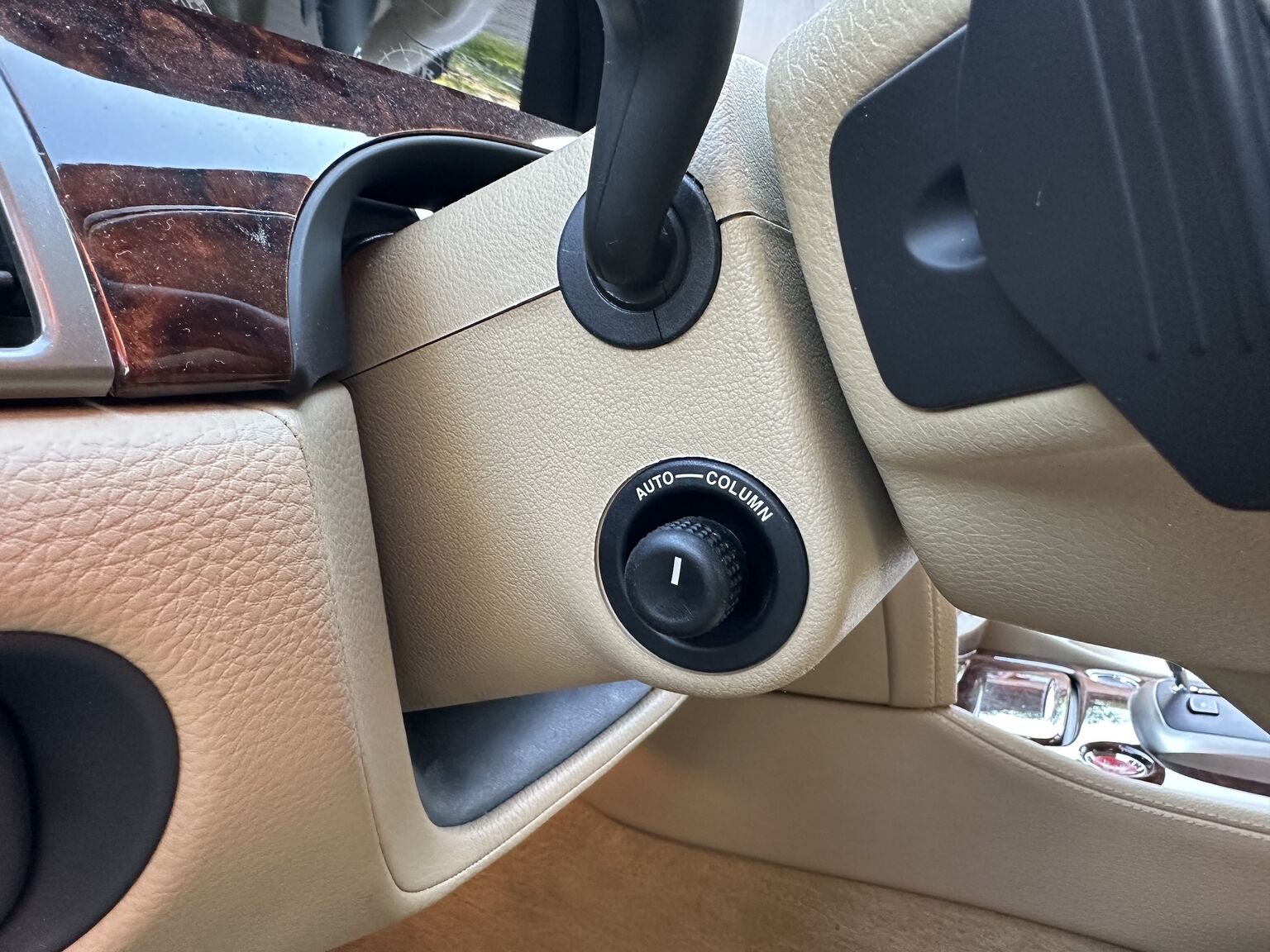 Innenraumfoto von 2007 Jaguar XKR (22)