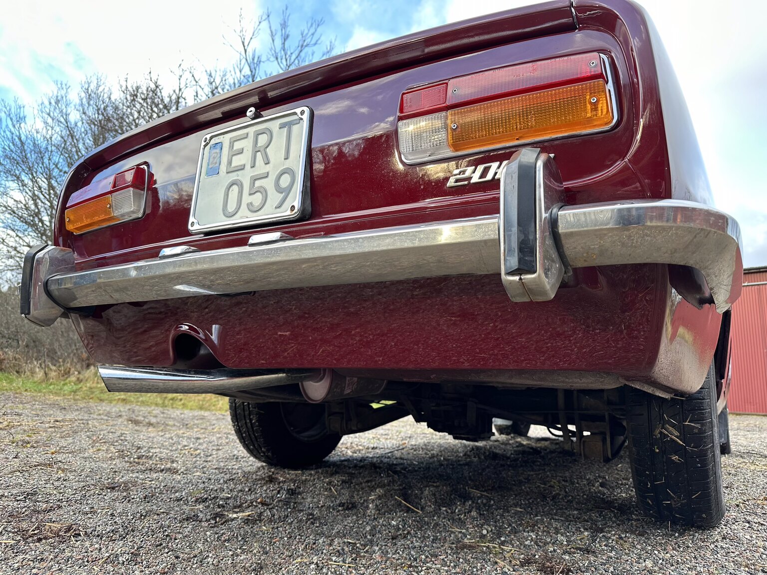 Exteriörbild på 1973 Alfa Romeo Berlina 2000
