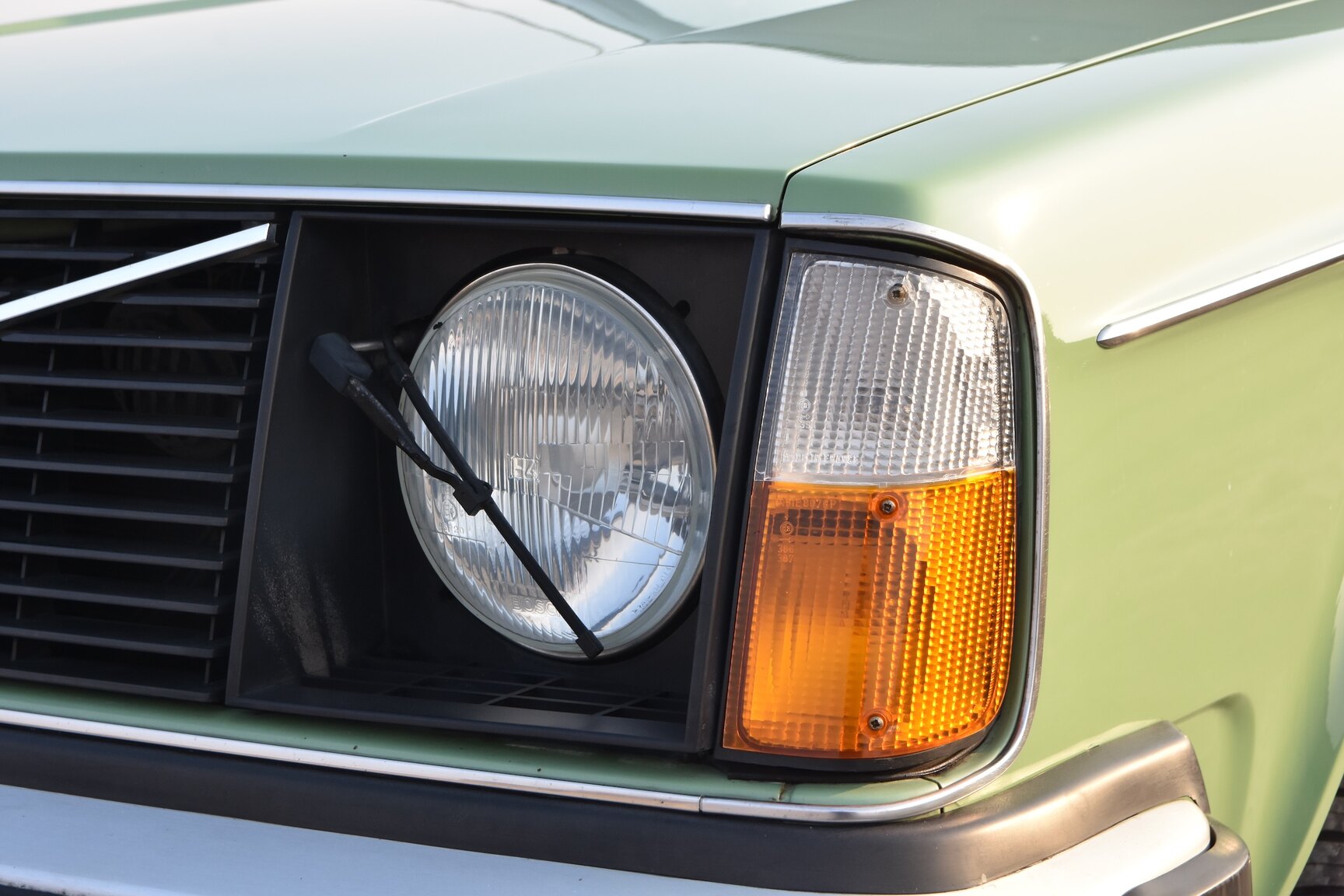 Exteriörbild på 1975 Volvo 242