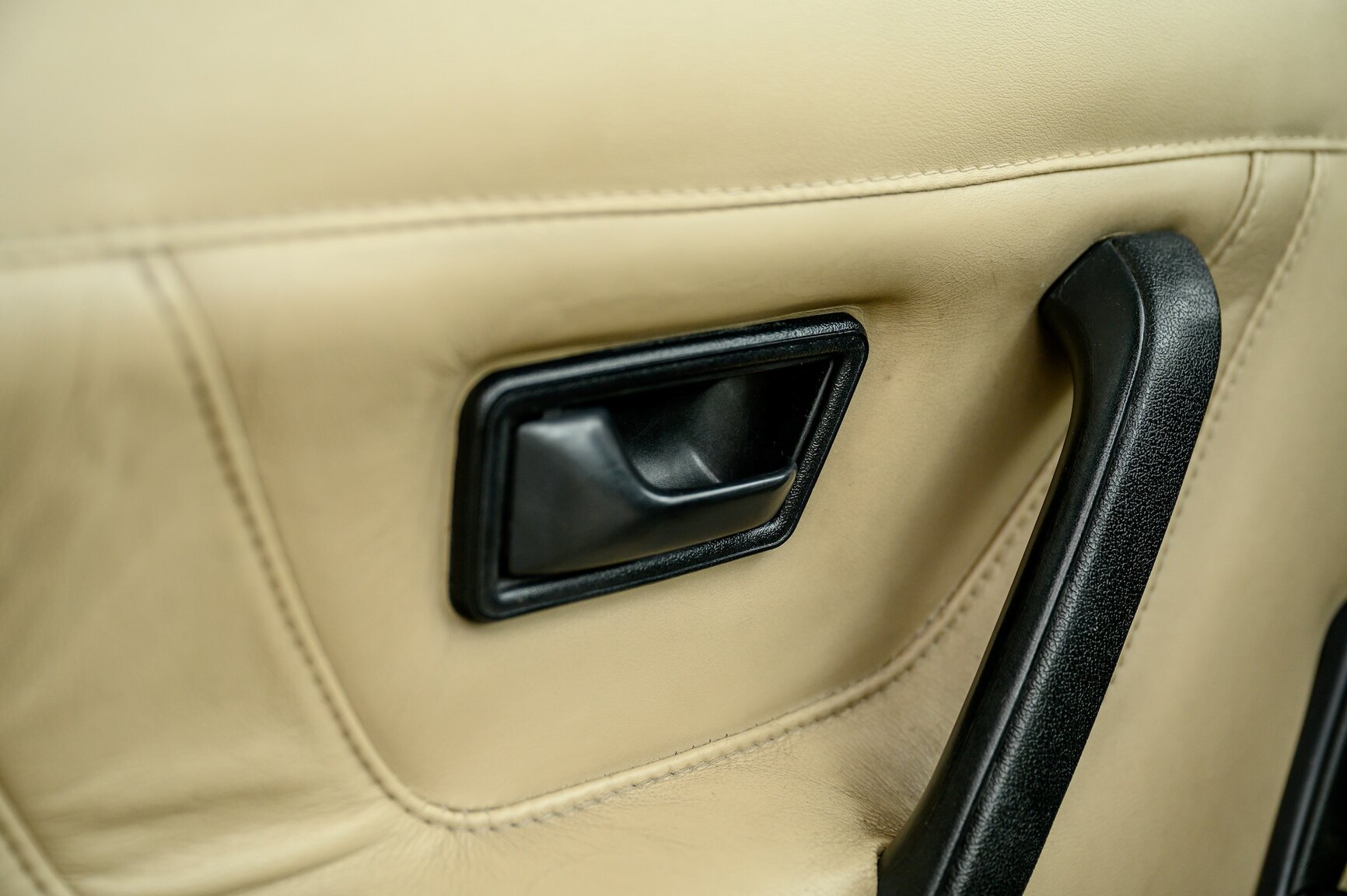 Innenraumfoto von 1991 Volkswagen Golf Country Chrome Edition (28)