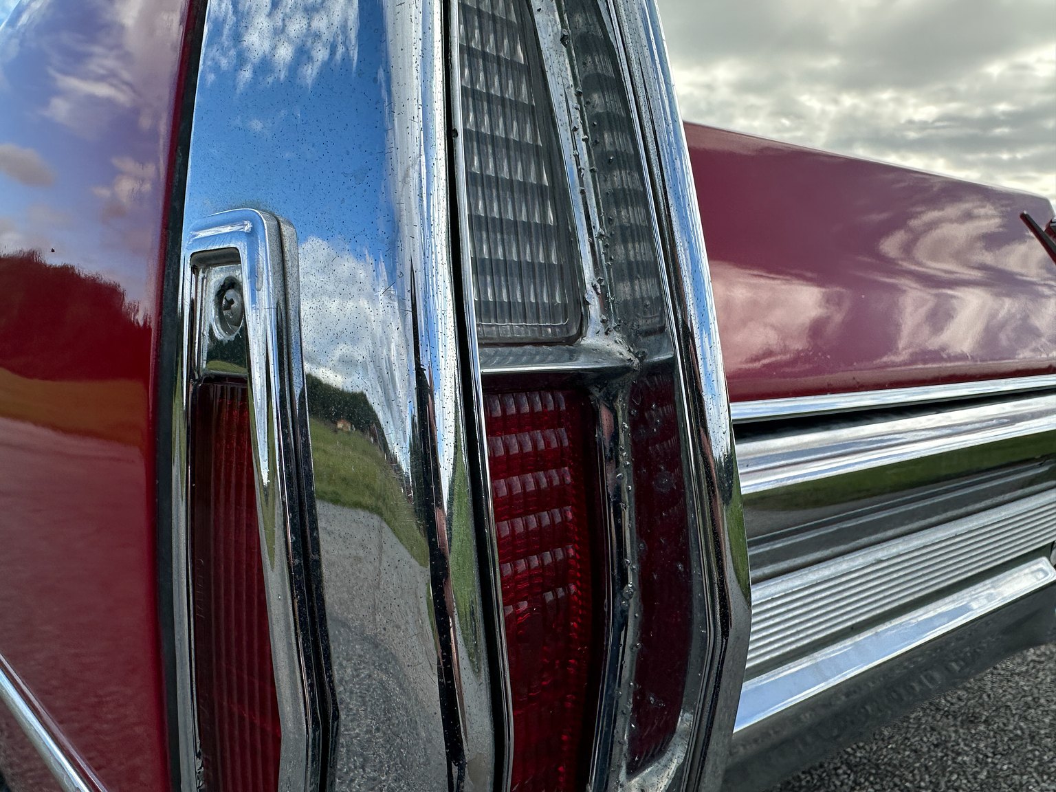 Exteriörbild på 1968 Cadillac DeVille Convertible