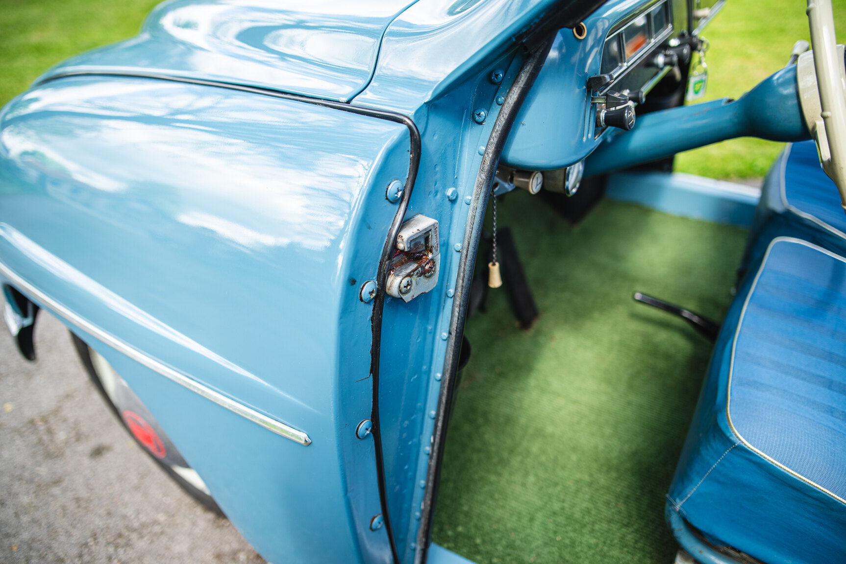 Interior image of 1959 SAAB 93B De Luxe