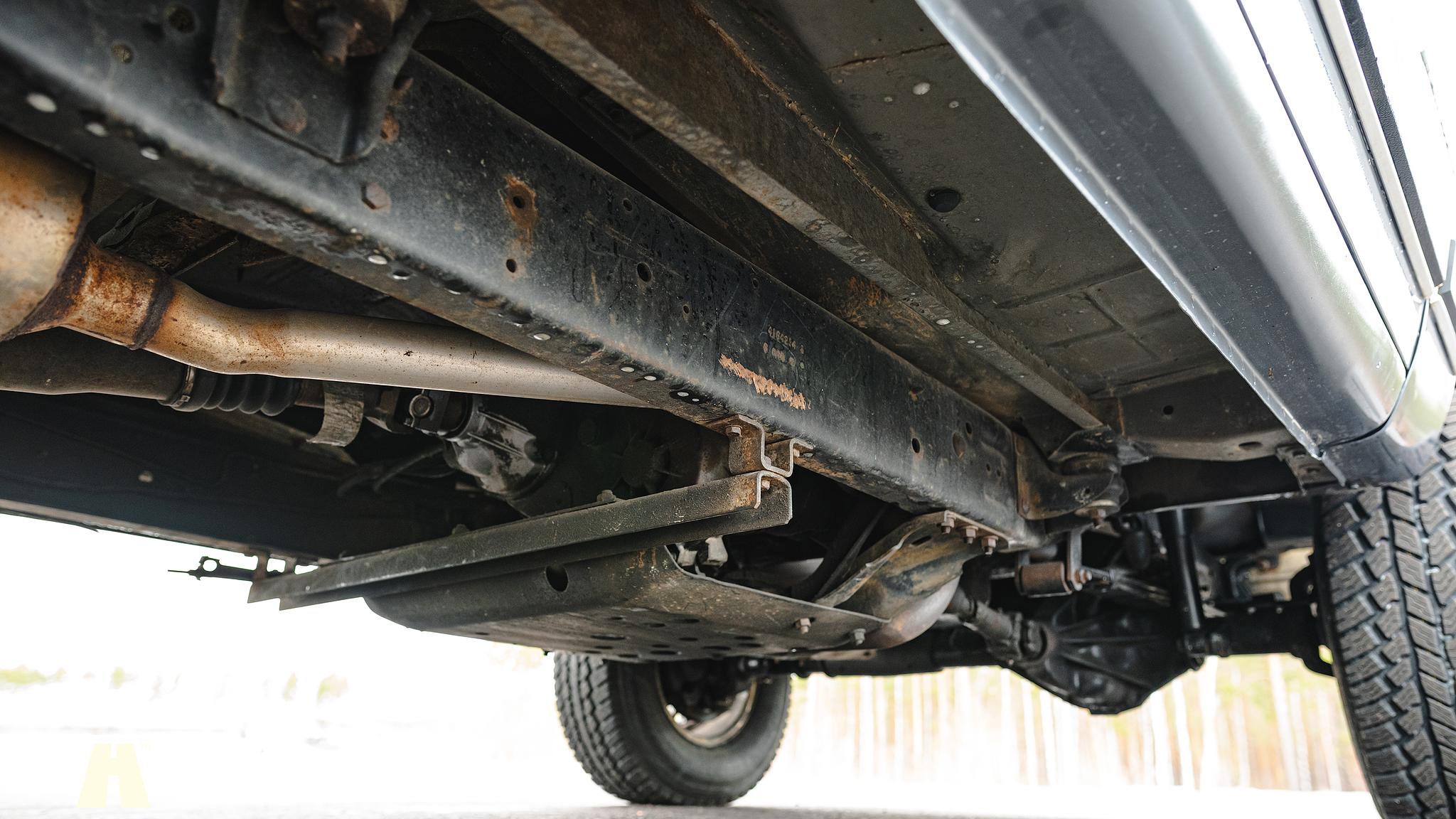Image of 1986 Dodge Ramcharger mechanics