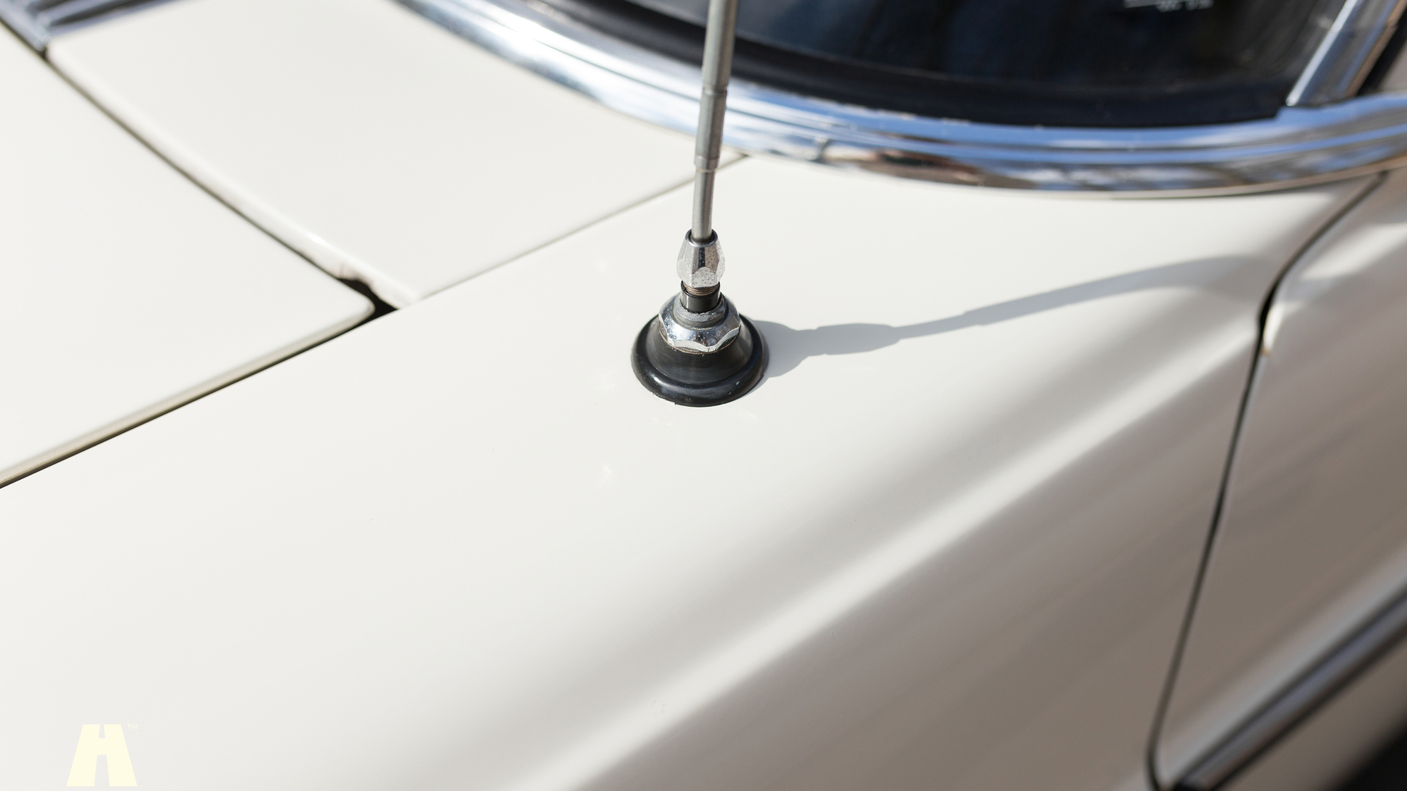 Exteriörbild på 1970 Mercedes 250 CE