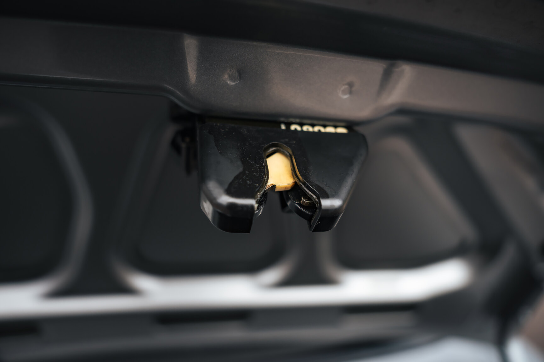 Interior image of 2000 Honda S2000 AP1