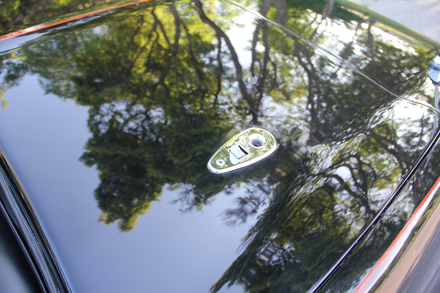 Exteriörbild på 1964 Corvette C2 Stingray Cabriolet (53)