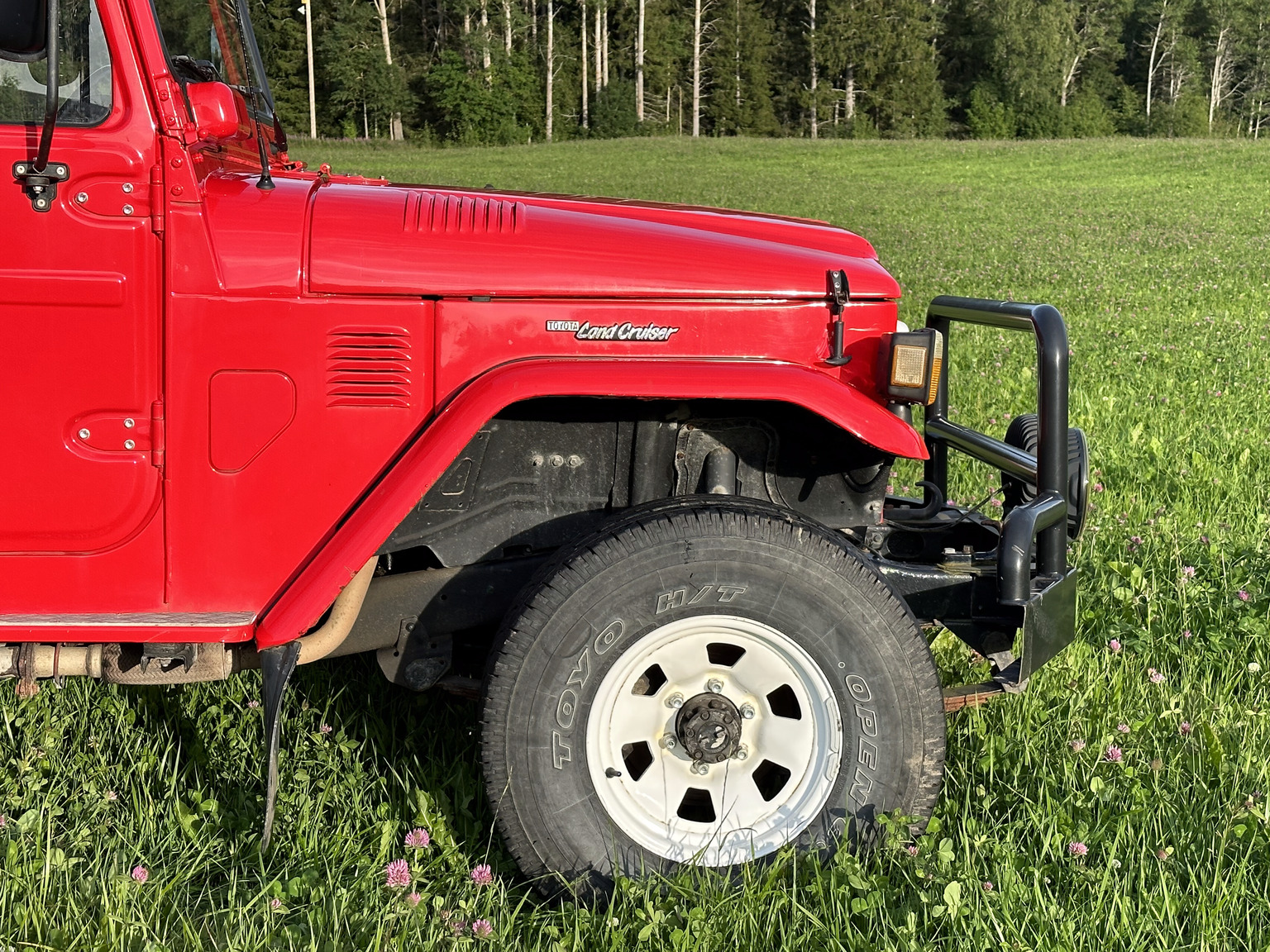 Exterior image of 1982 Toyota Landcruiser Utility (1)