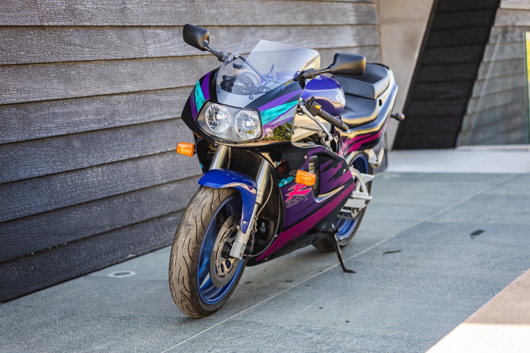 Aussenfoto 1994 Suzuki GSX-R750 (17)