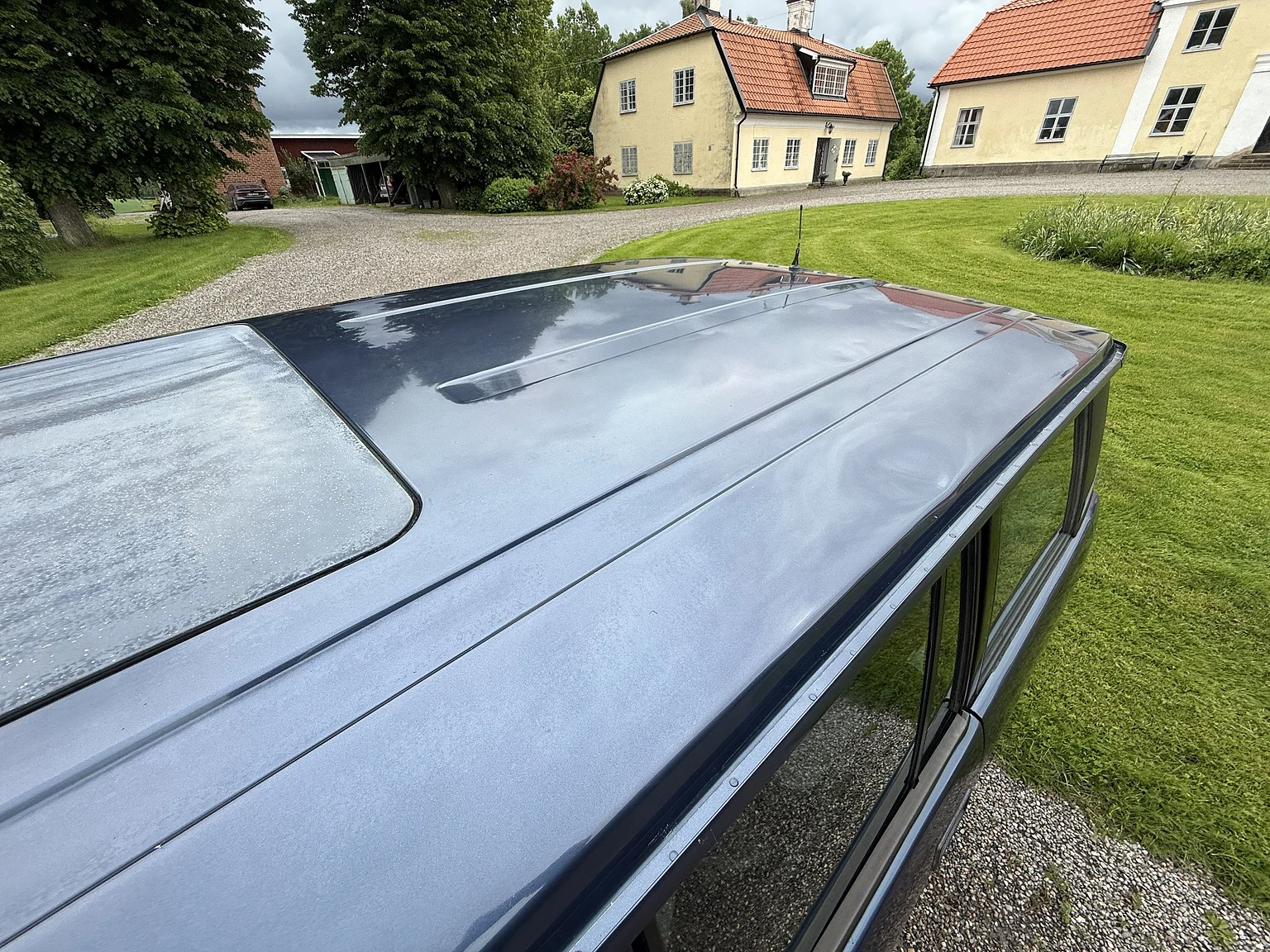 Exterior image of 1990 Range Rover Vogue SE 3.9 (62)