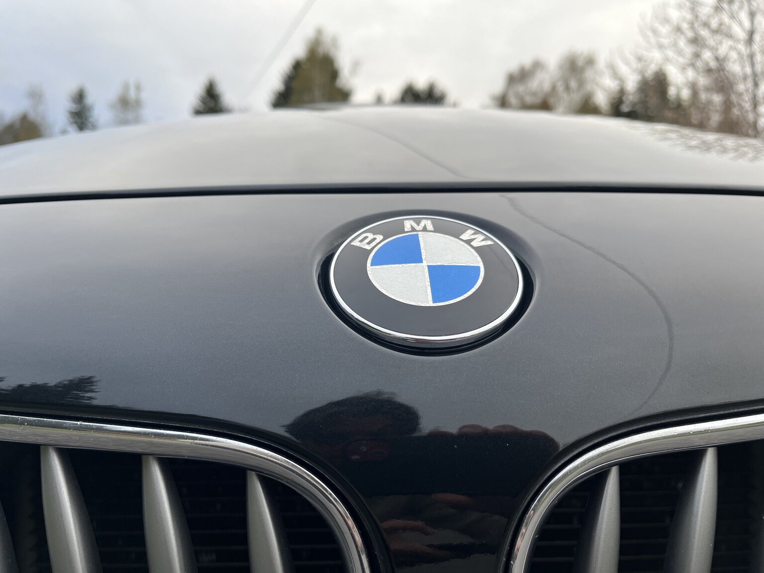 Exterior image of 2007 BMW Z4 3.0Si Coupé