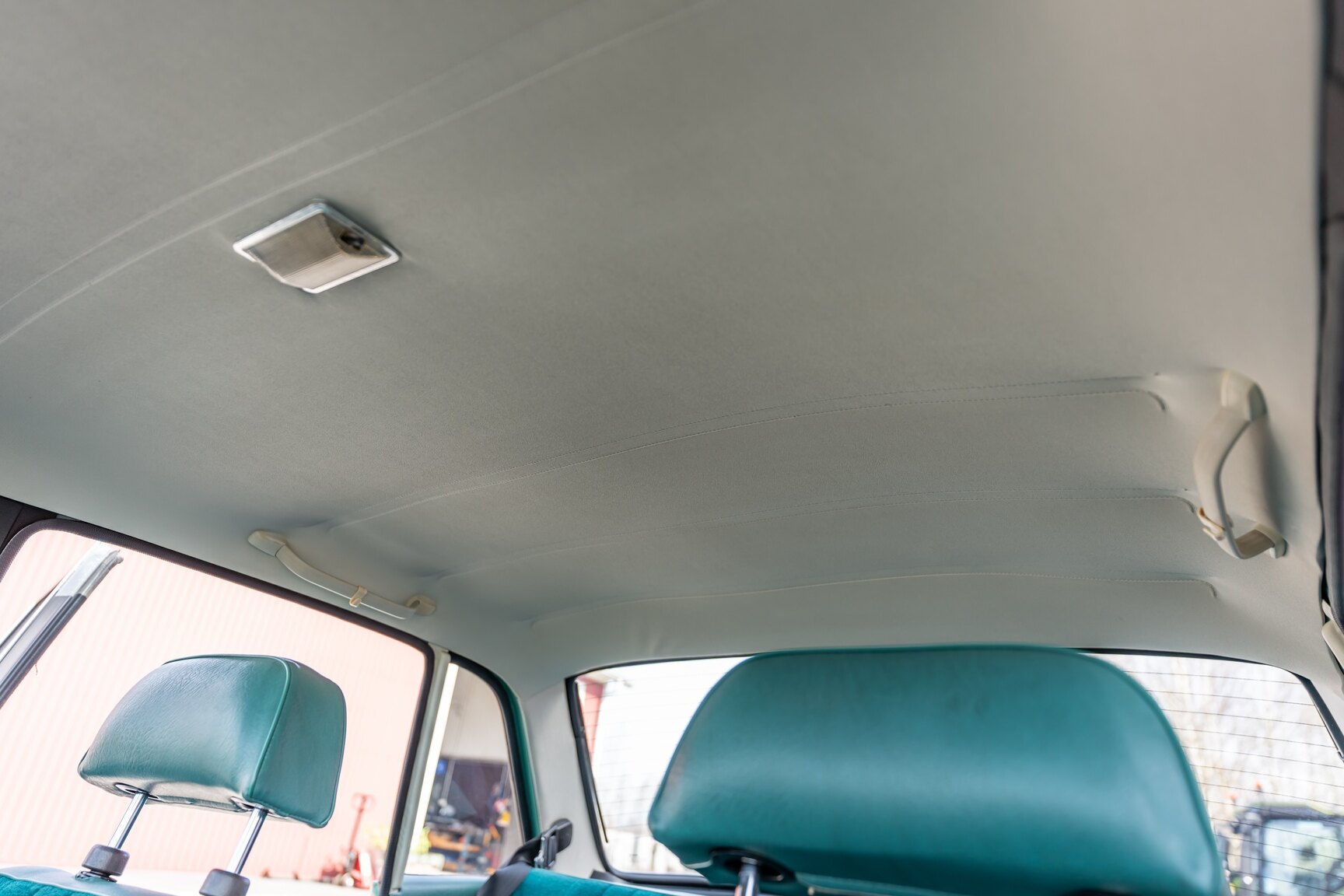 Innenraumfoto von 1973 Volvo 144 (44)