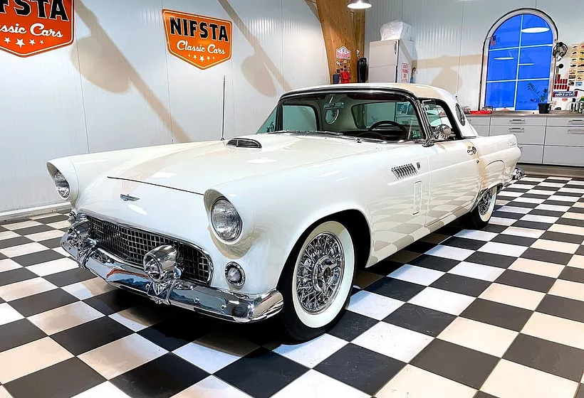 1956 Ford Thunderbird