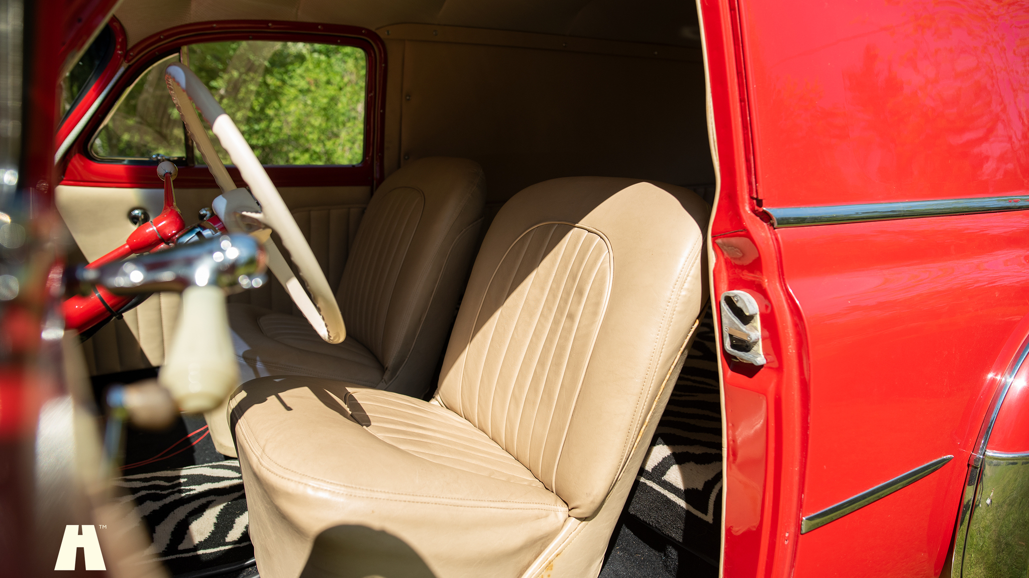 Innenraumfoto von 1952 Chevrolet Sedan Delivery Fire Truck (4)