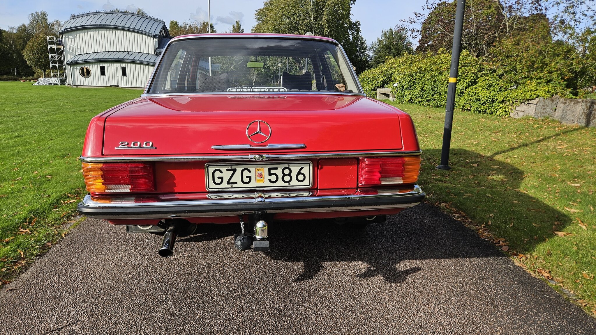 Aussenfoto 1975 Mercedes-Benz 200