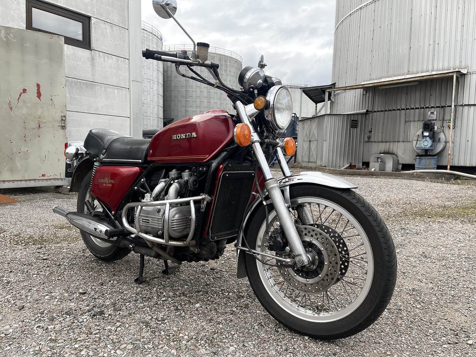 Exteriörbild på 1976 Honda Gold Wing GL 1000 - NO RESERVE