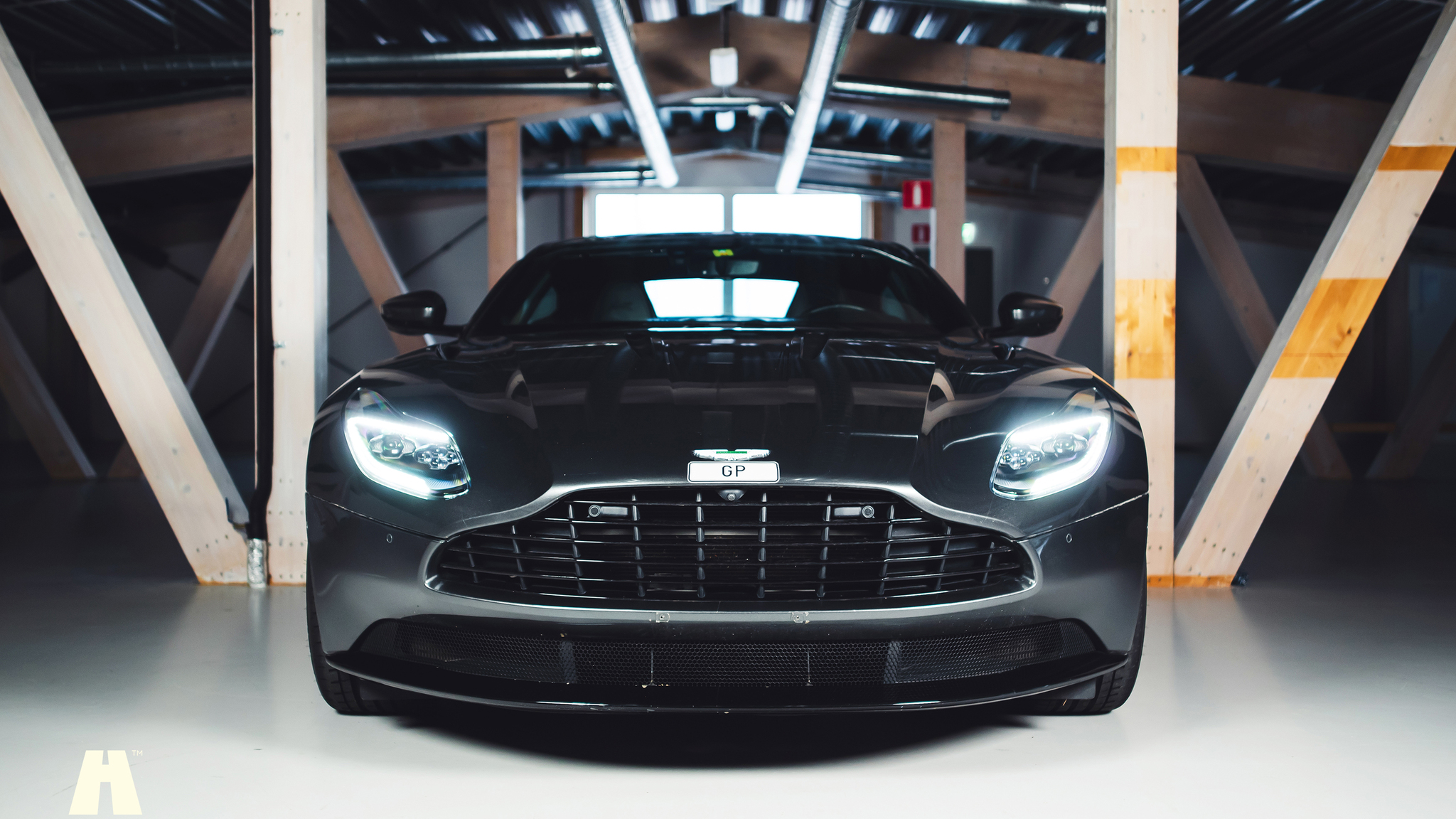 Aussenfoto 2019 Aston Martin DB11 AMR (2)