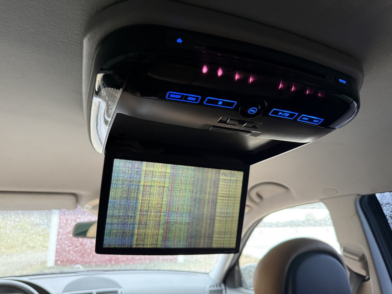 Interior image of 2005 Mercedes-Benz E 55 T AMG