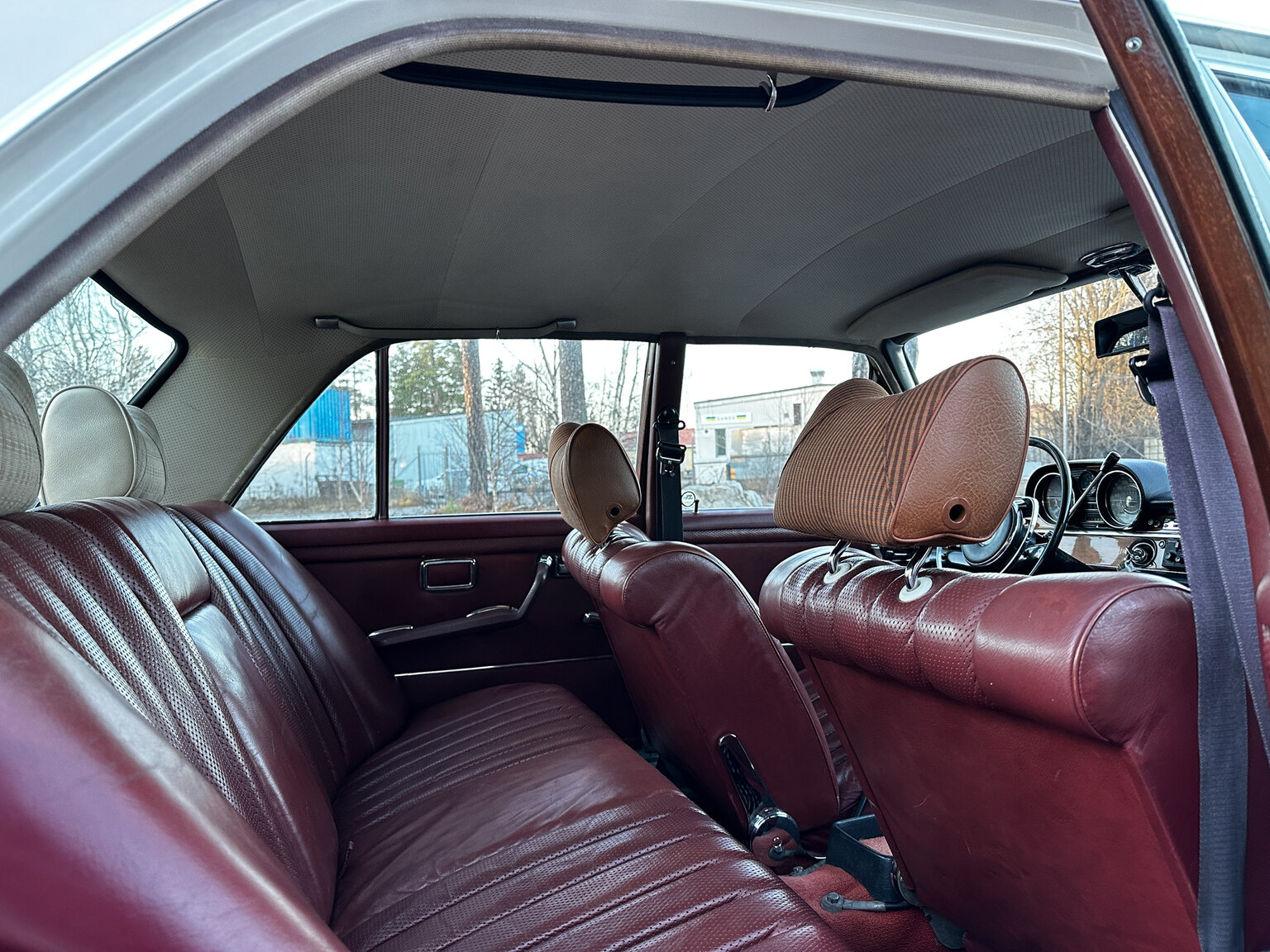Innenraumfoto von 1967 Mercedes-Benz 250 S